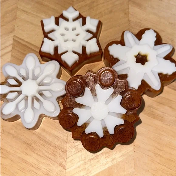 Tumeric Snowflakes Soap sold individually - Picture 3 of 4